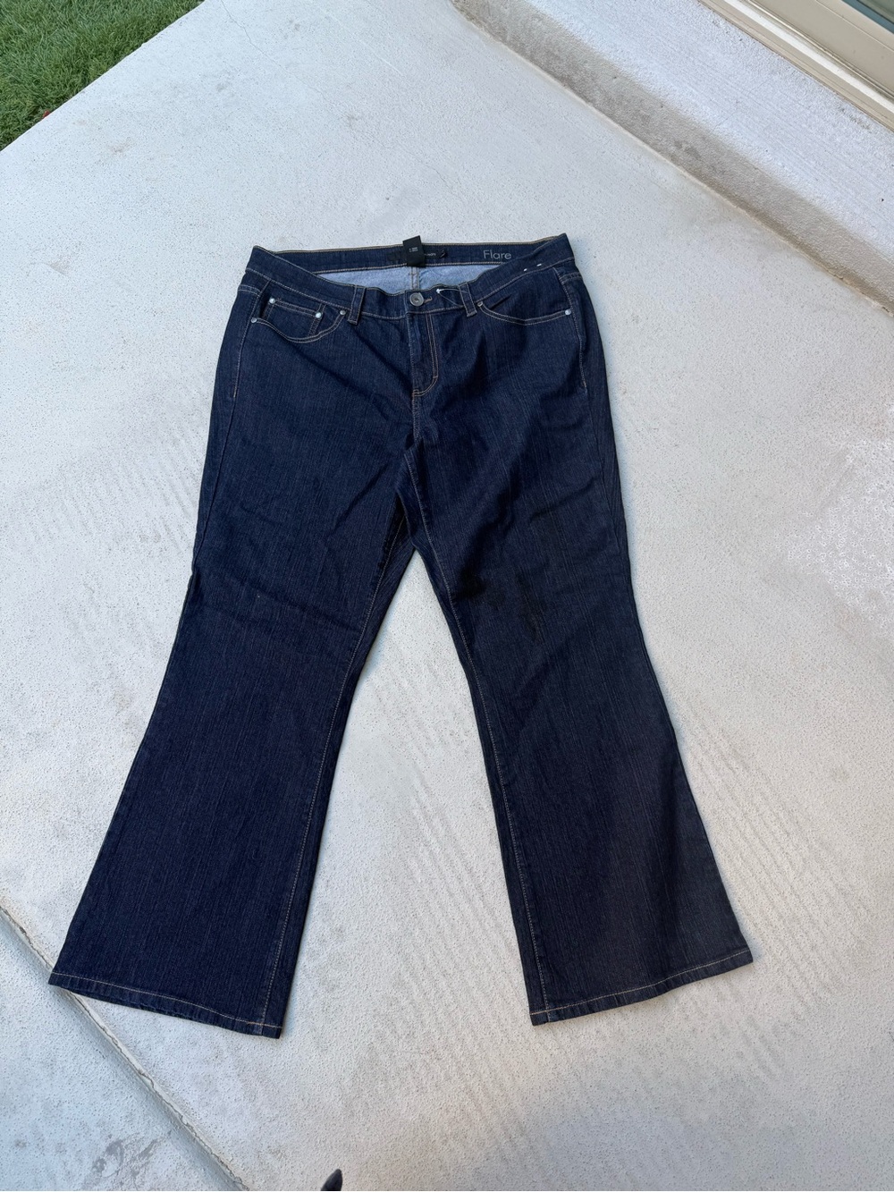 NWOT Calvin Klein Plus Size 18W Flare Jeans – Dark Wash, Wide Leg